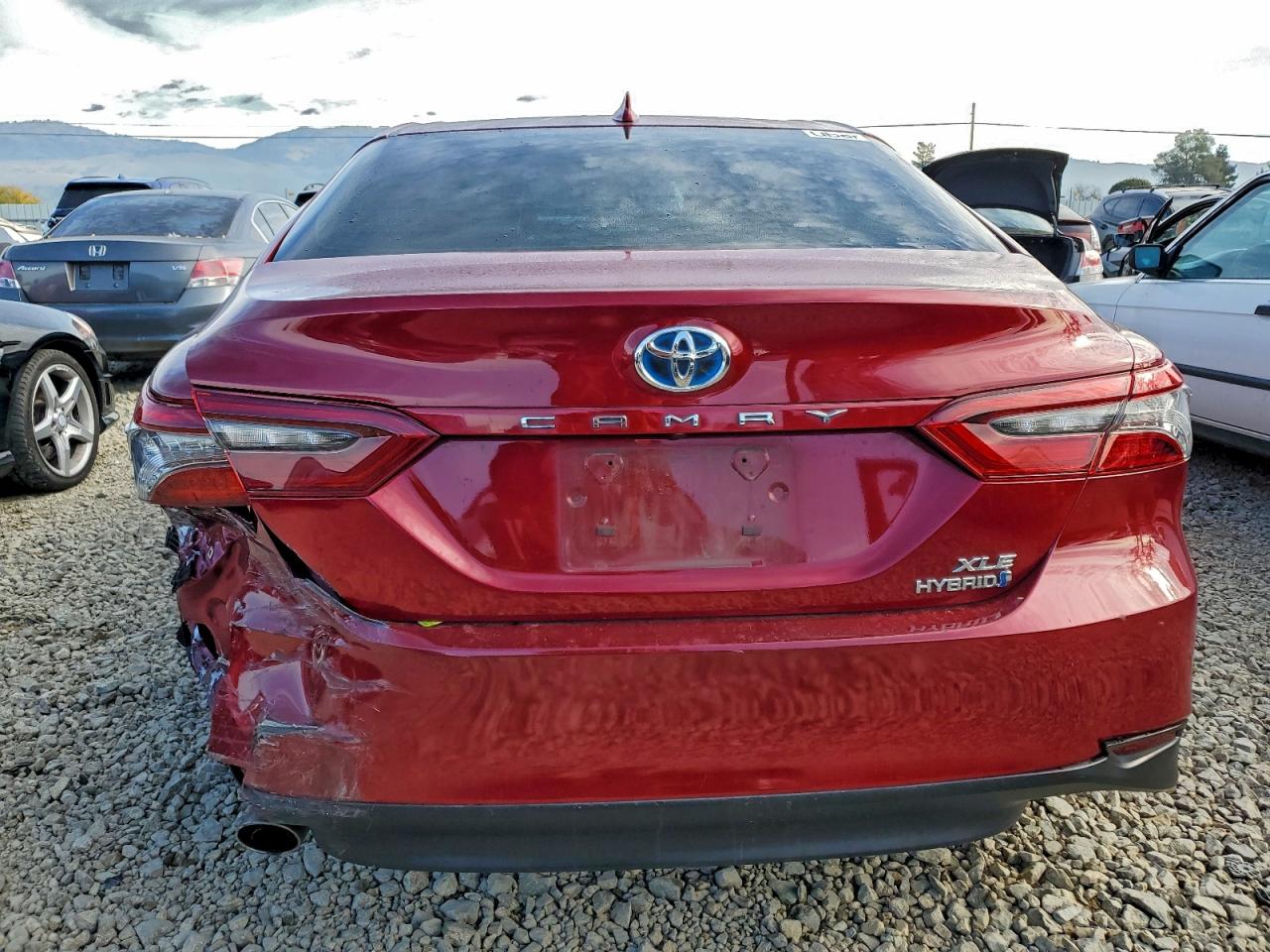 2021 TOYOTA CAMRY XLE photo 6