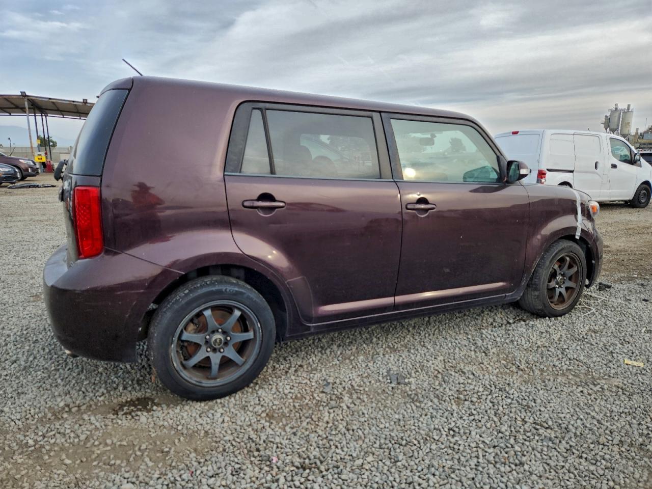 2008 TOYOTA SCION XB photo 3