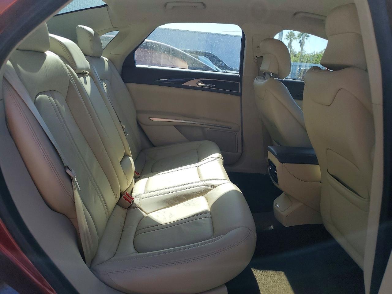 2015 LINCOLN MKZ HYBRID photo 10