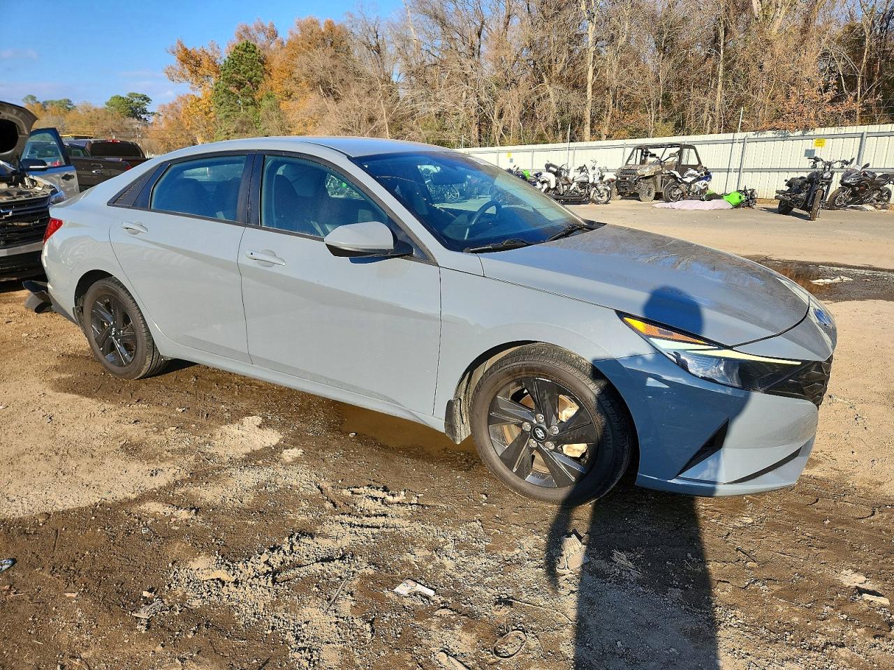 2022 HYUNDAI ELANTRA SEL photo 10