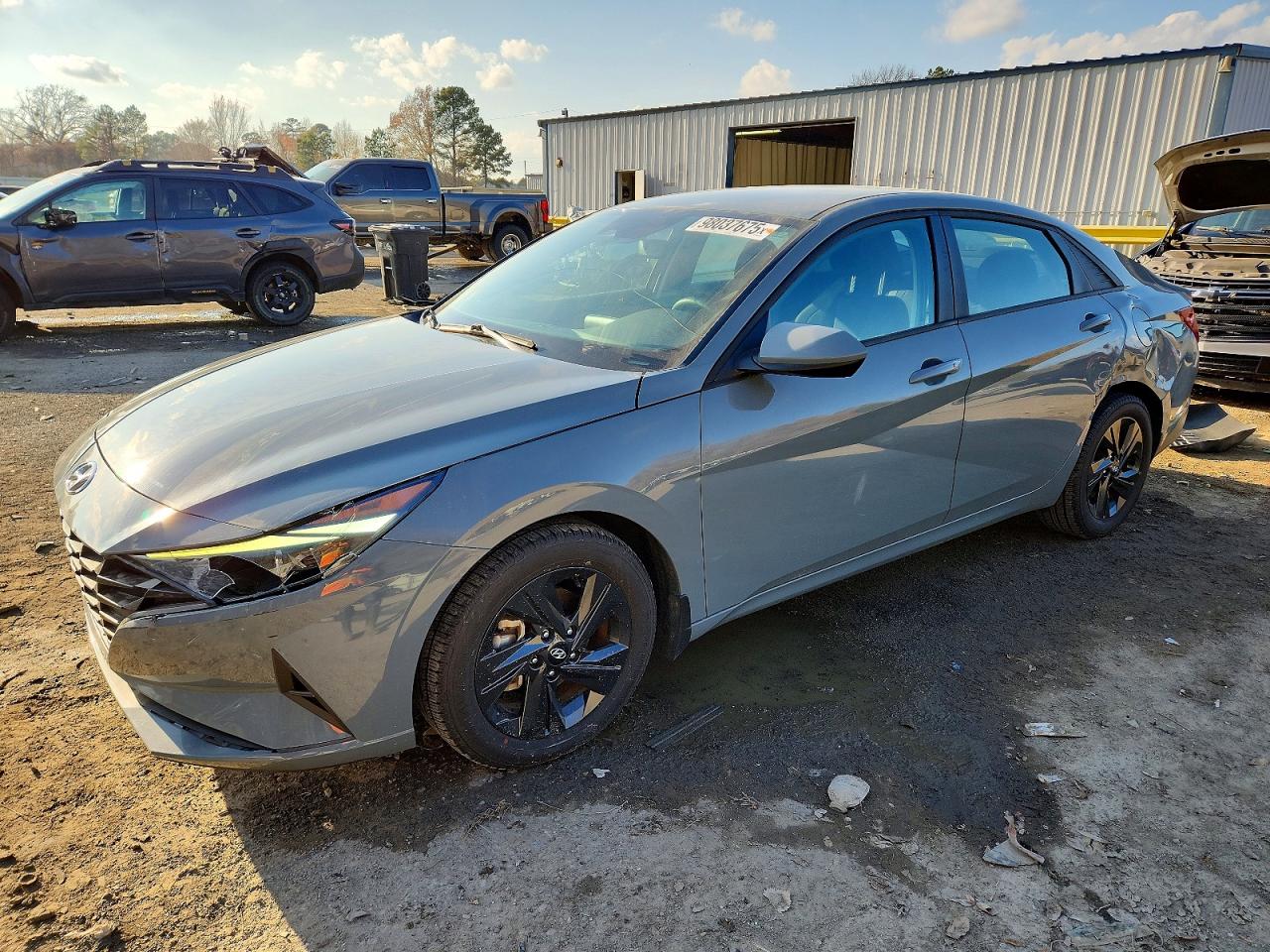 2022 HYUNDAI ELANTRA