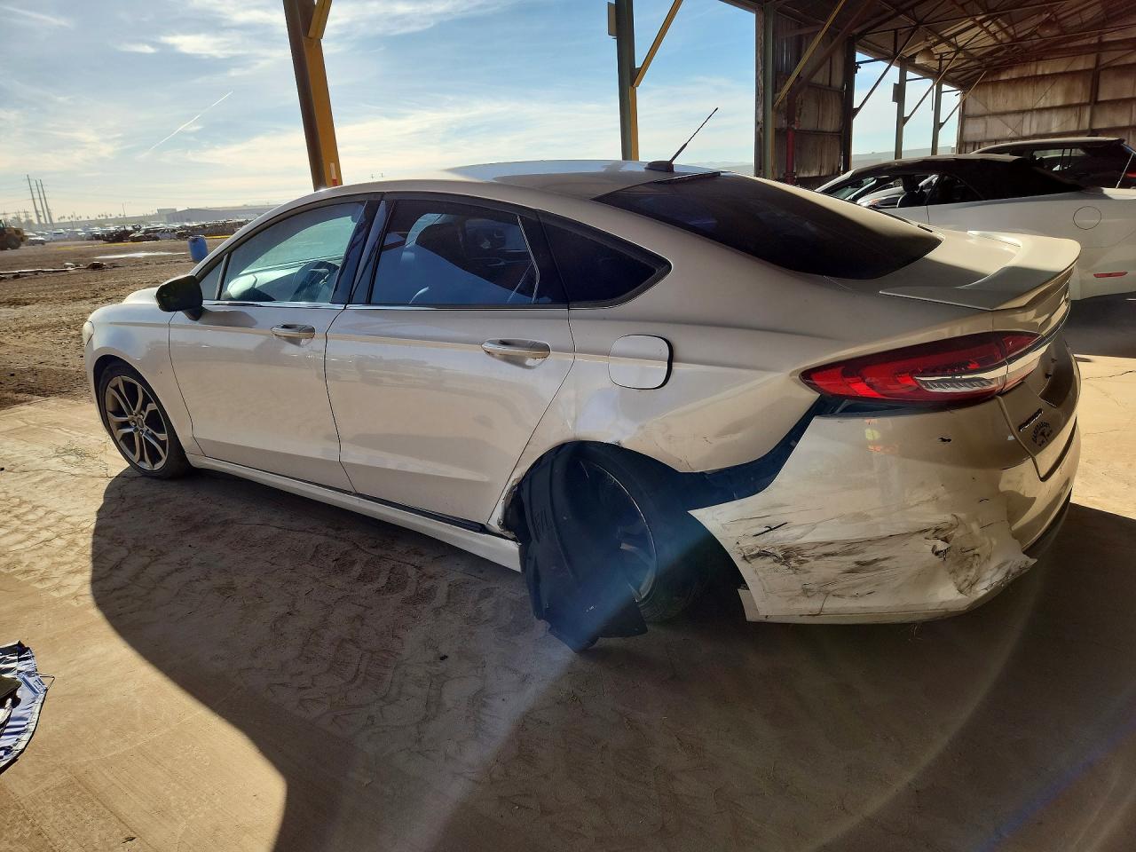 2017 FORD FUSION SE photo 2
