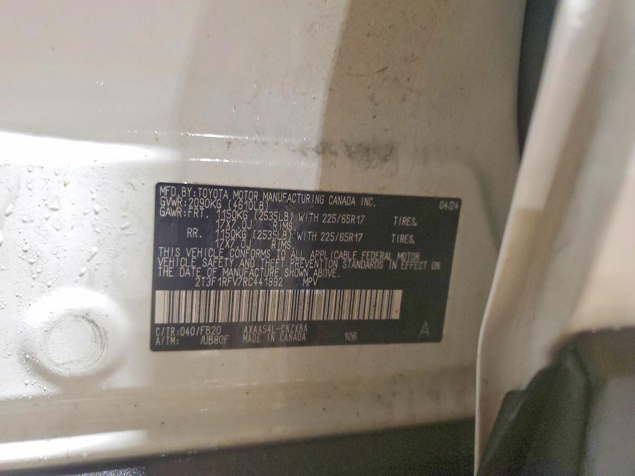 2024 TOYOTA RAV4 LE photo 25