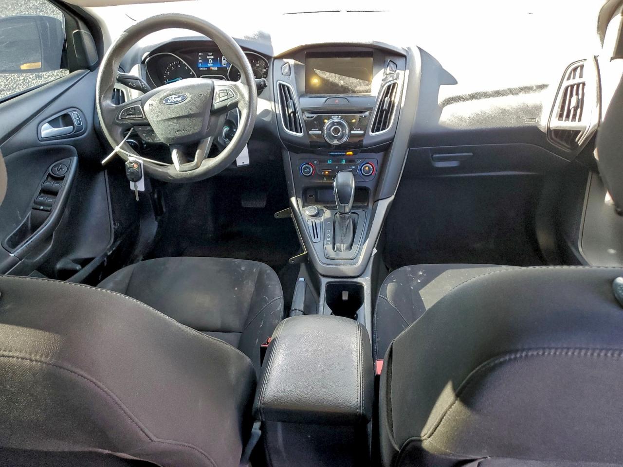 2018 FORD FOCUS SEL photo 15