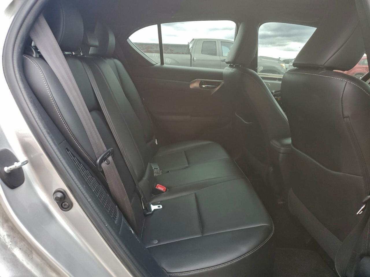 2015 LEXUS CT 200 photo 10