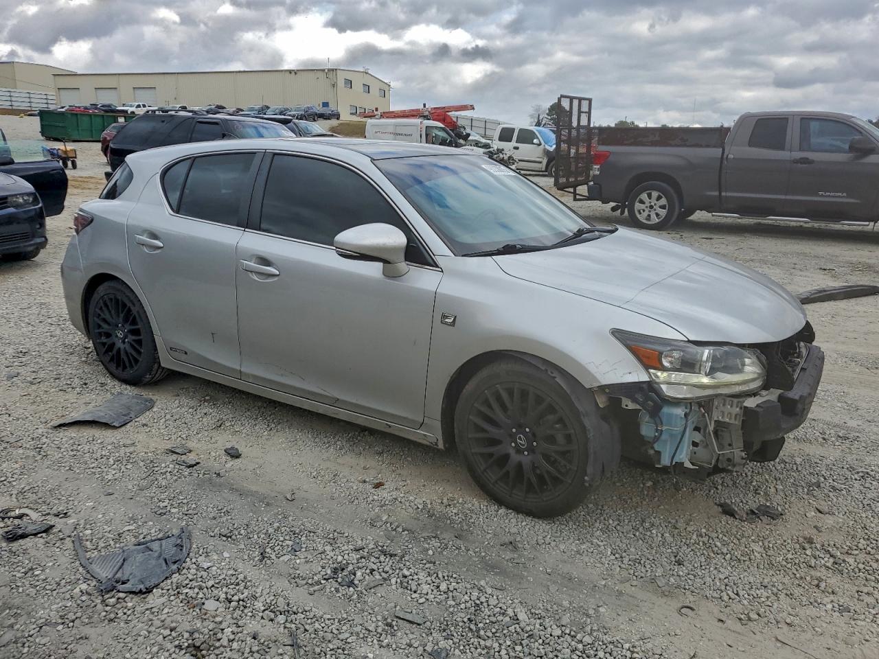 2015 LEXUS CT 200 photo 4