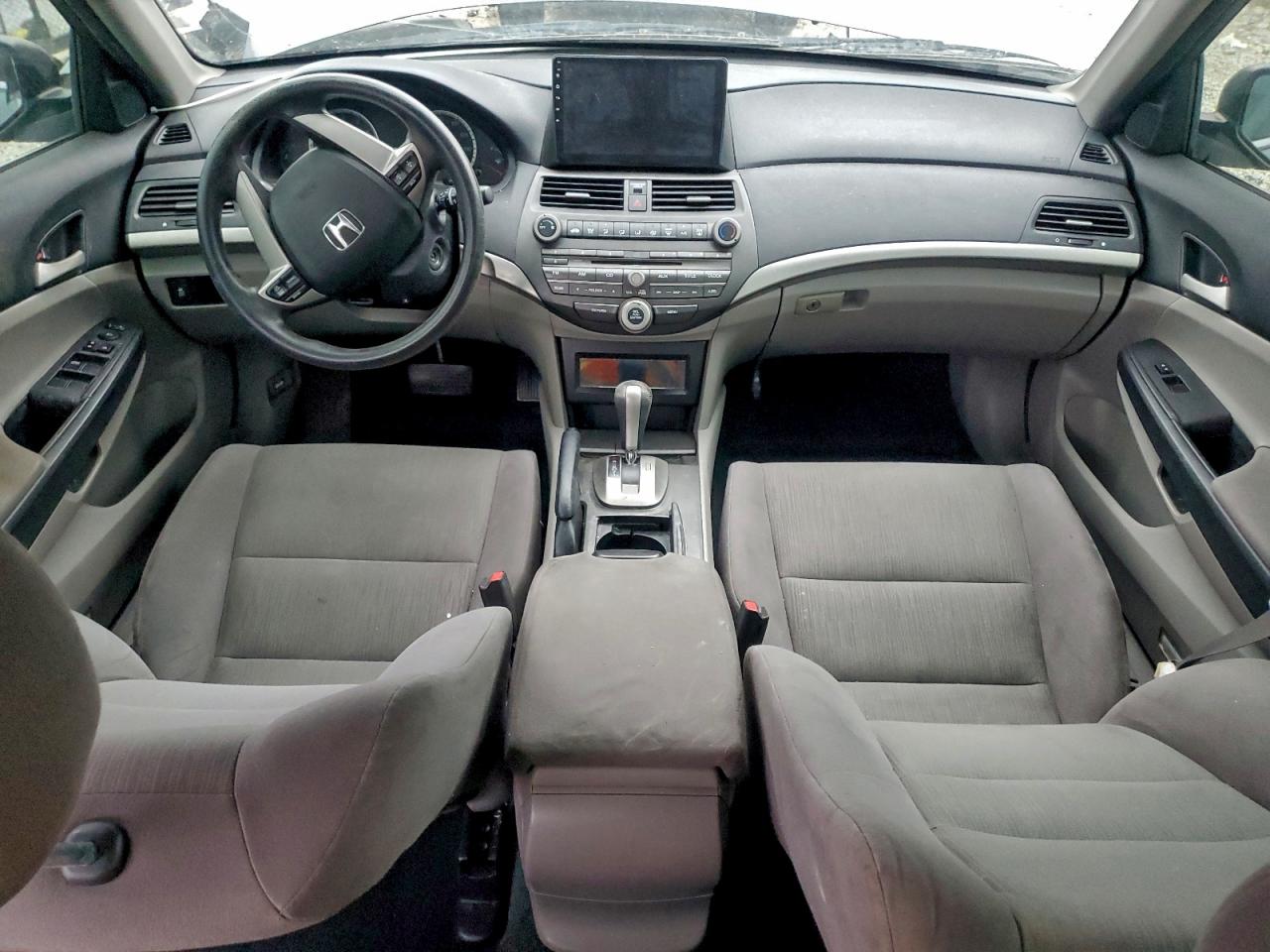 2012 HONDA ACCORD LX photo 8