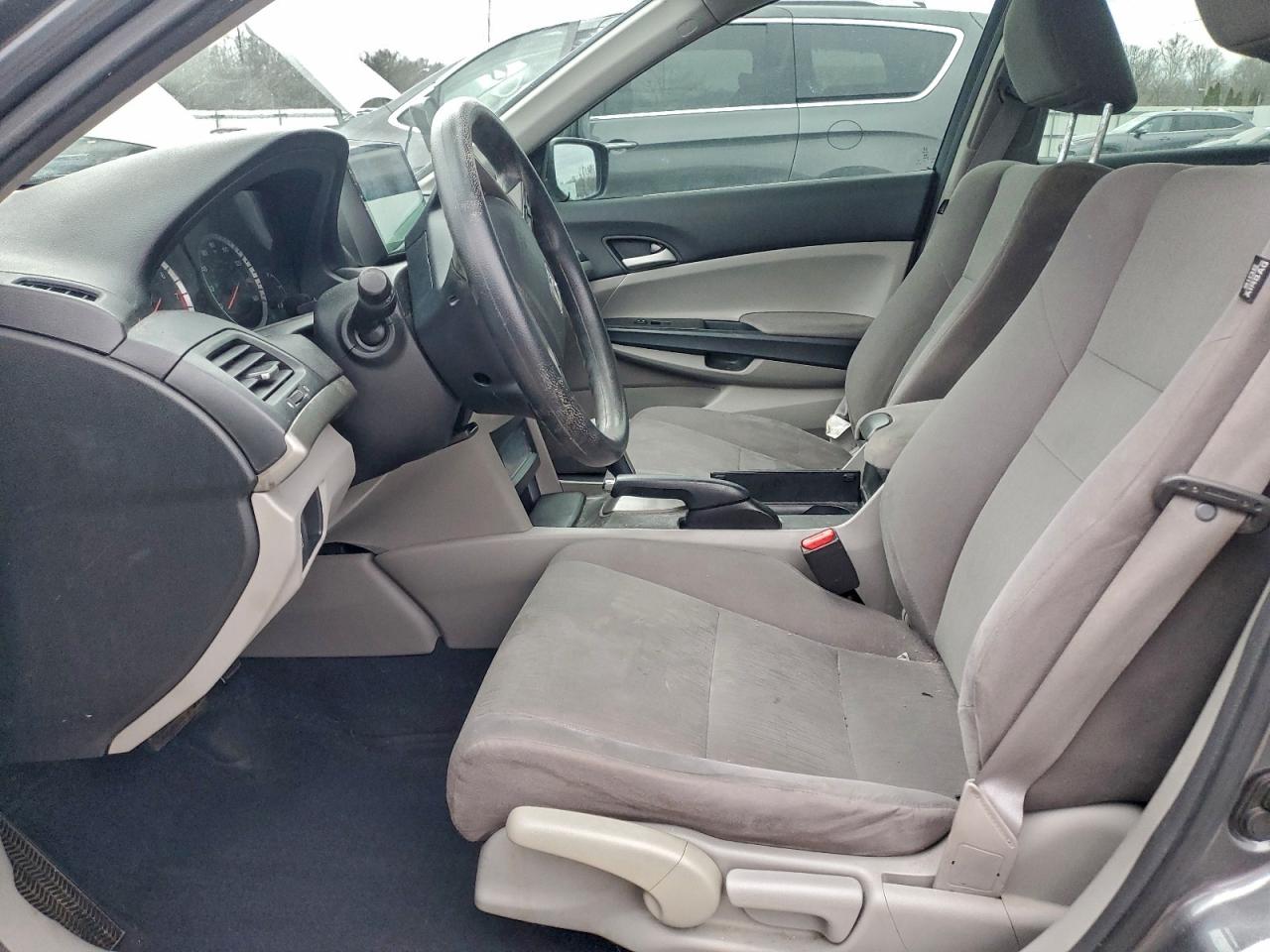 2012 HONDA ACCORD LX photo 7