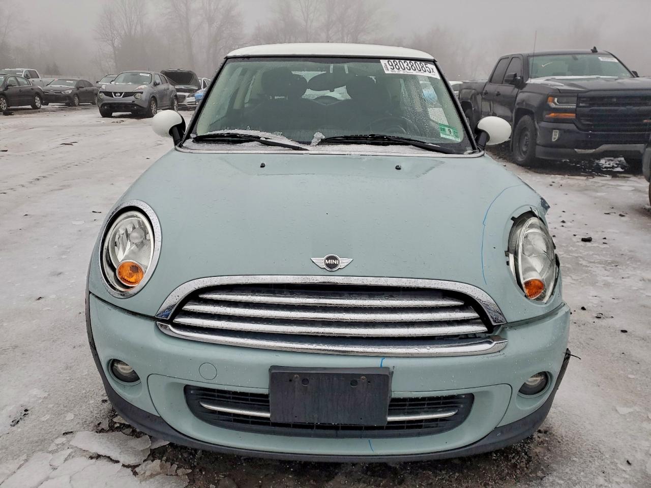 2011 MINI COOPER photo 5