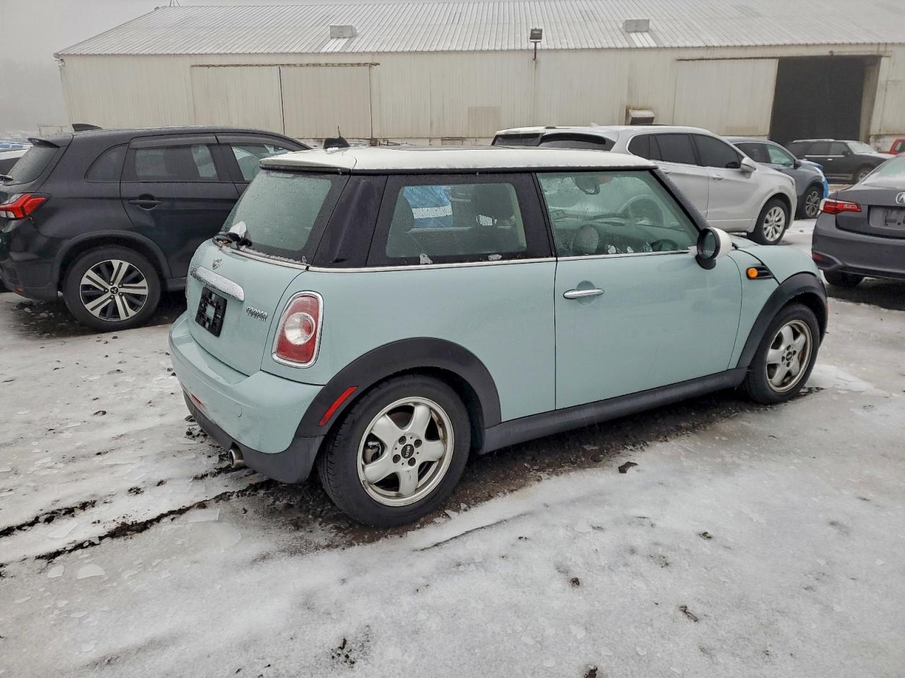 2011 MINI COOPER photo 3