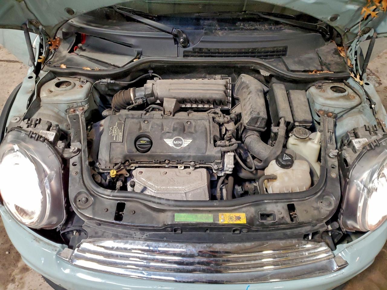 2011 MINI COOPER photo 11