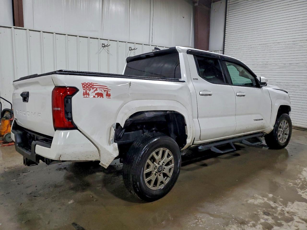 2024 TOYOTA TACOMA DOUBLE CAB photo 3
