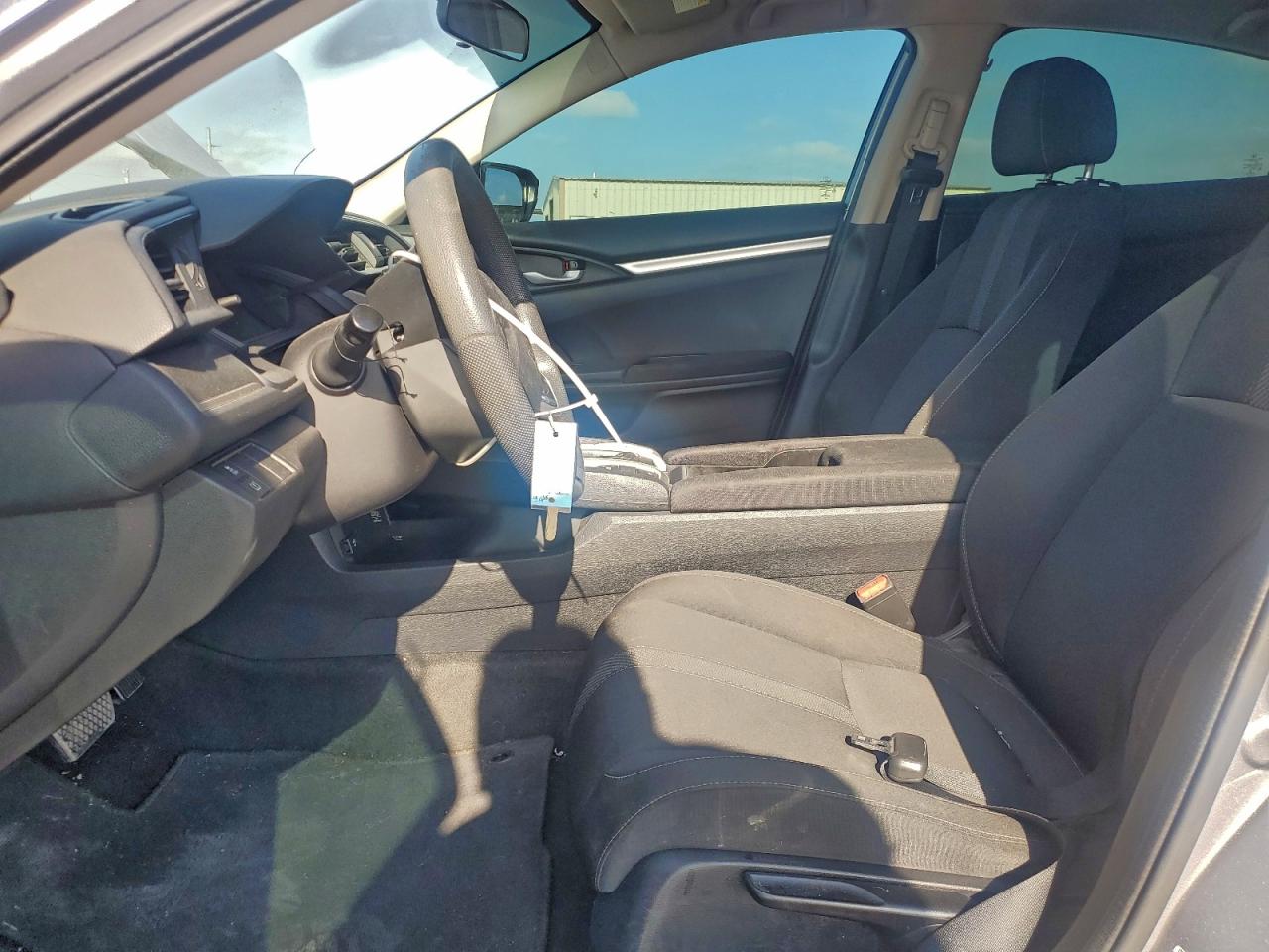 2016 HONDA CIVIC LX photo 7