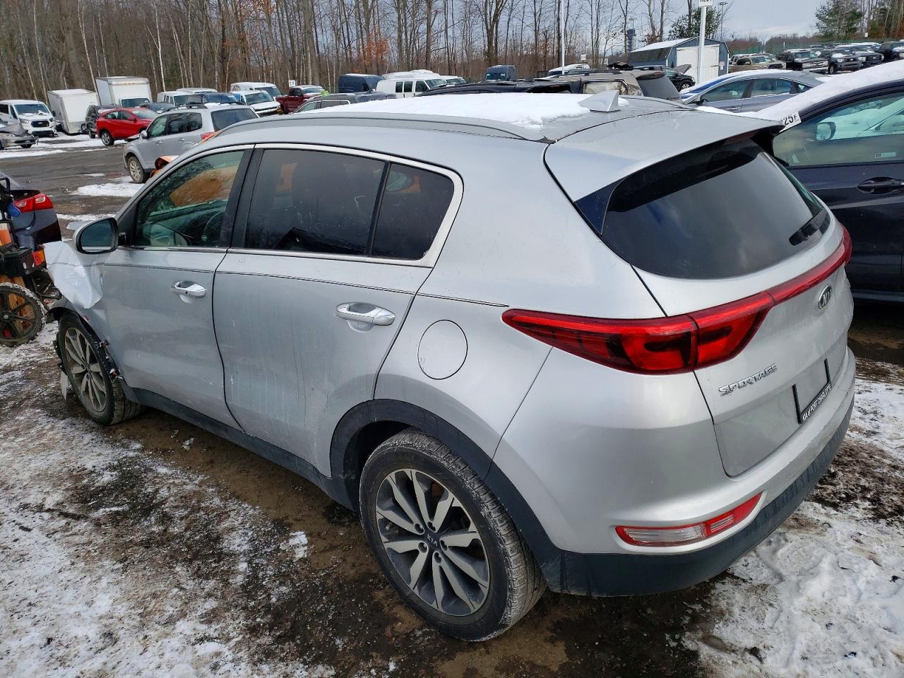 2017 KIA SPORTAGE EX photo 2