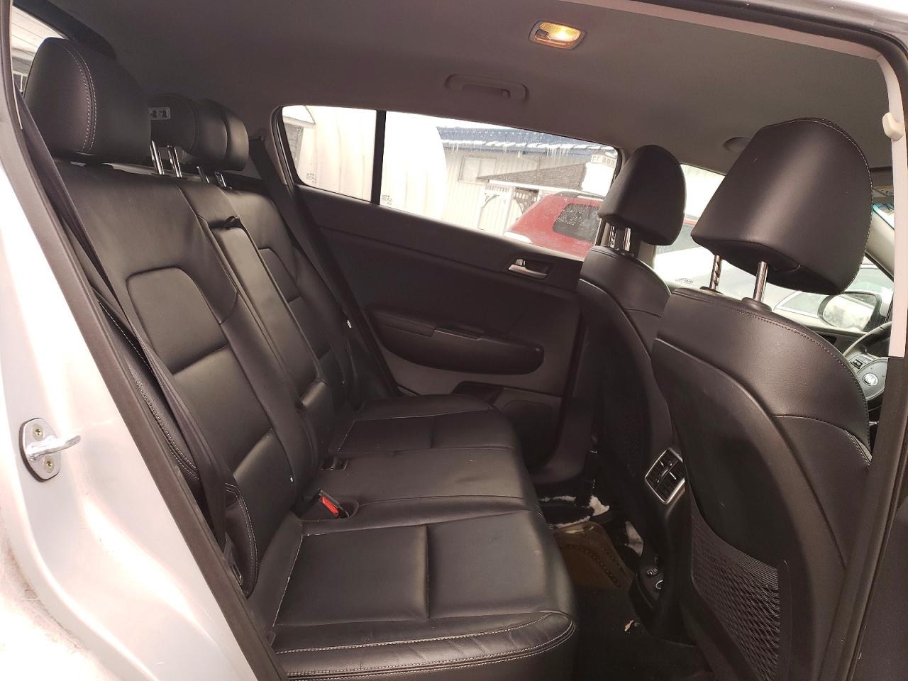2017 KIA SPORTAGE EX photo 10