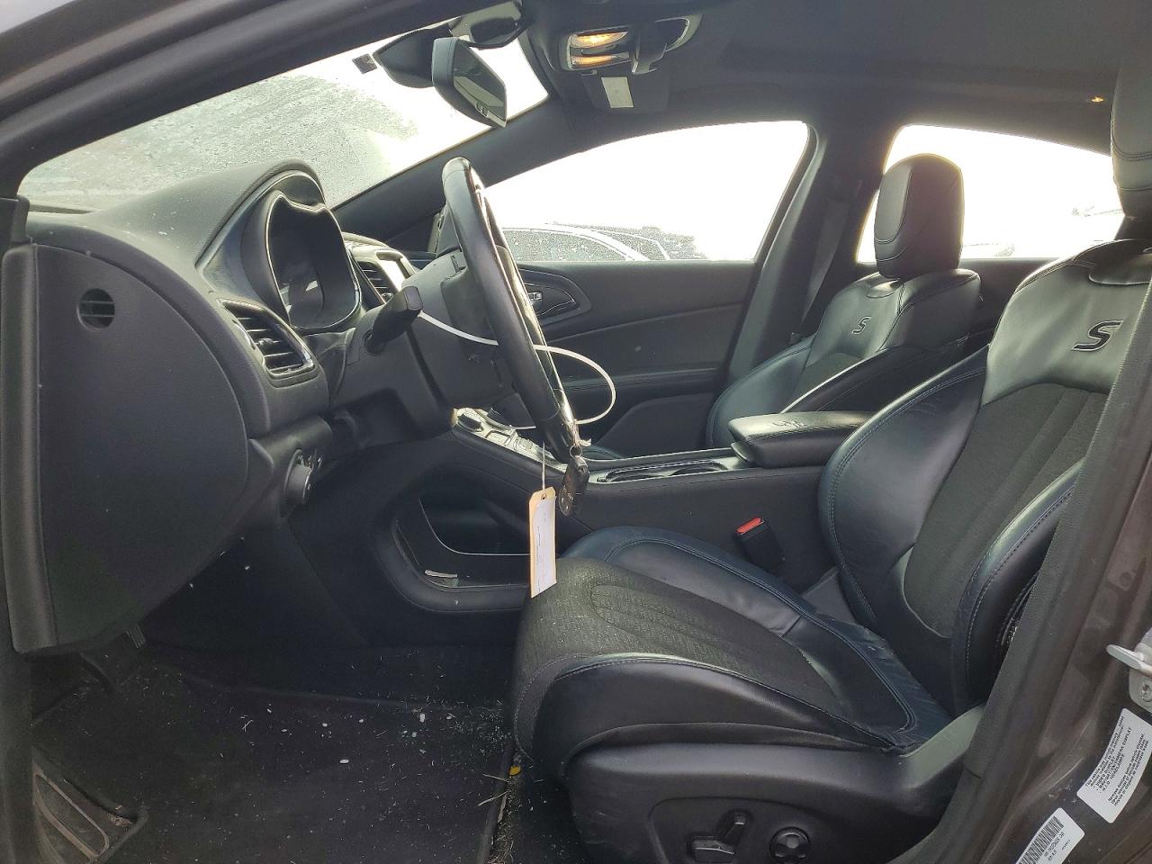 2015 CHRYSLER 200 S photo 7