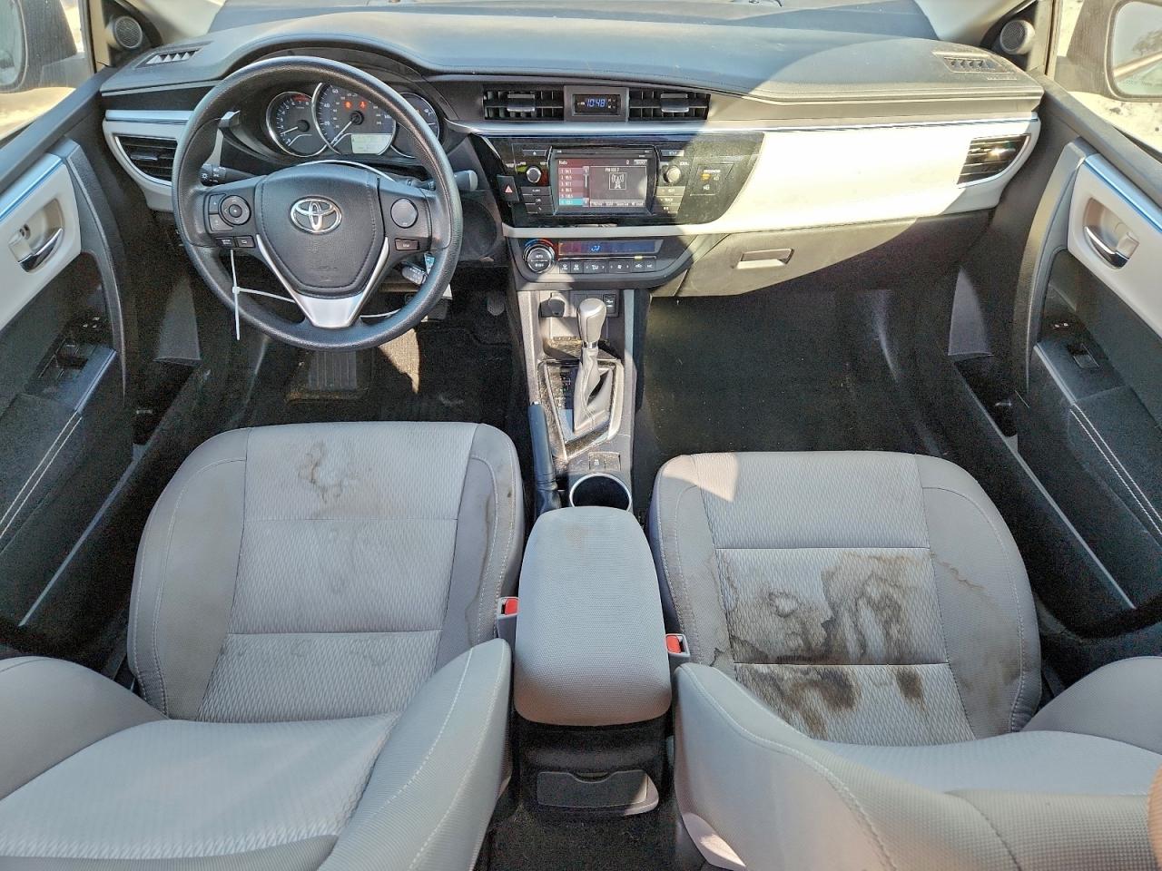 2014 TOYOTA COROLLA L photo 8