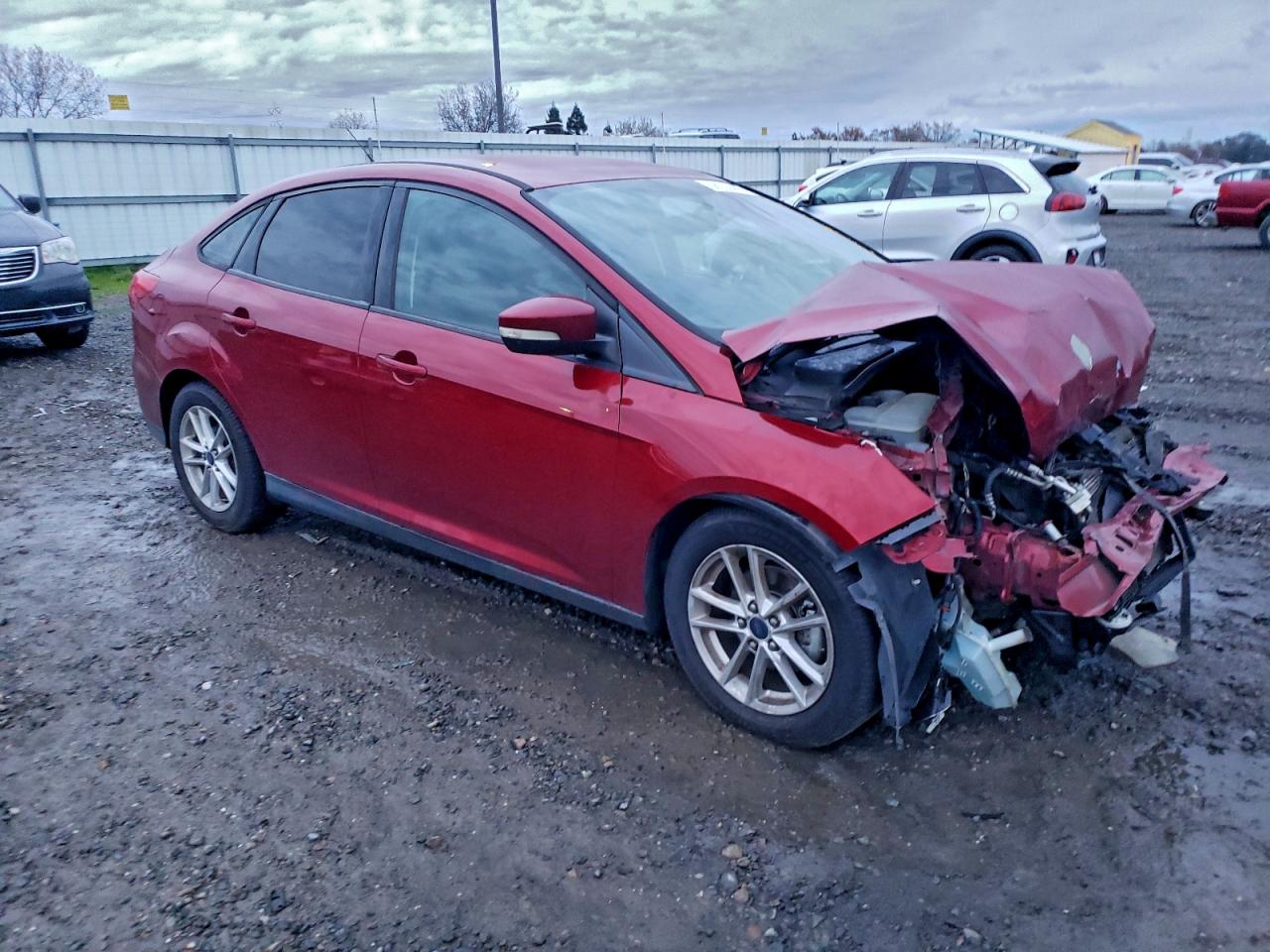2015 FORD FOCUS SE photo 4