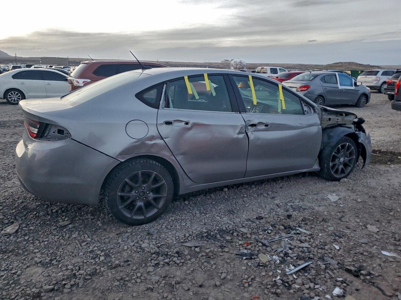 2015 DODGE DART SE photo 3