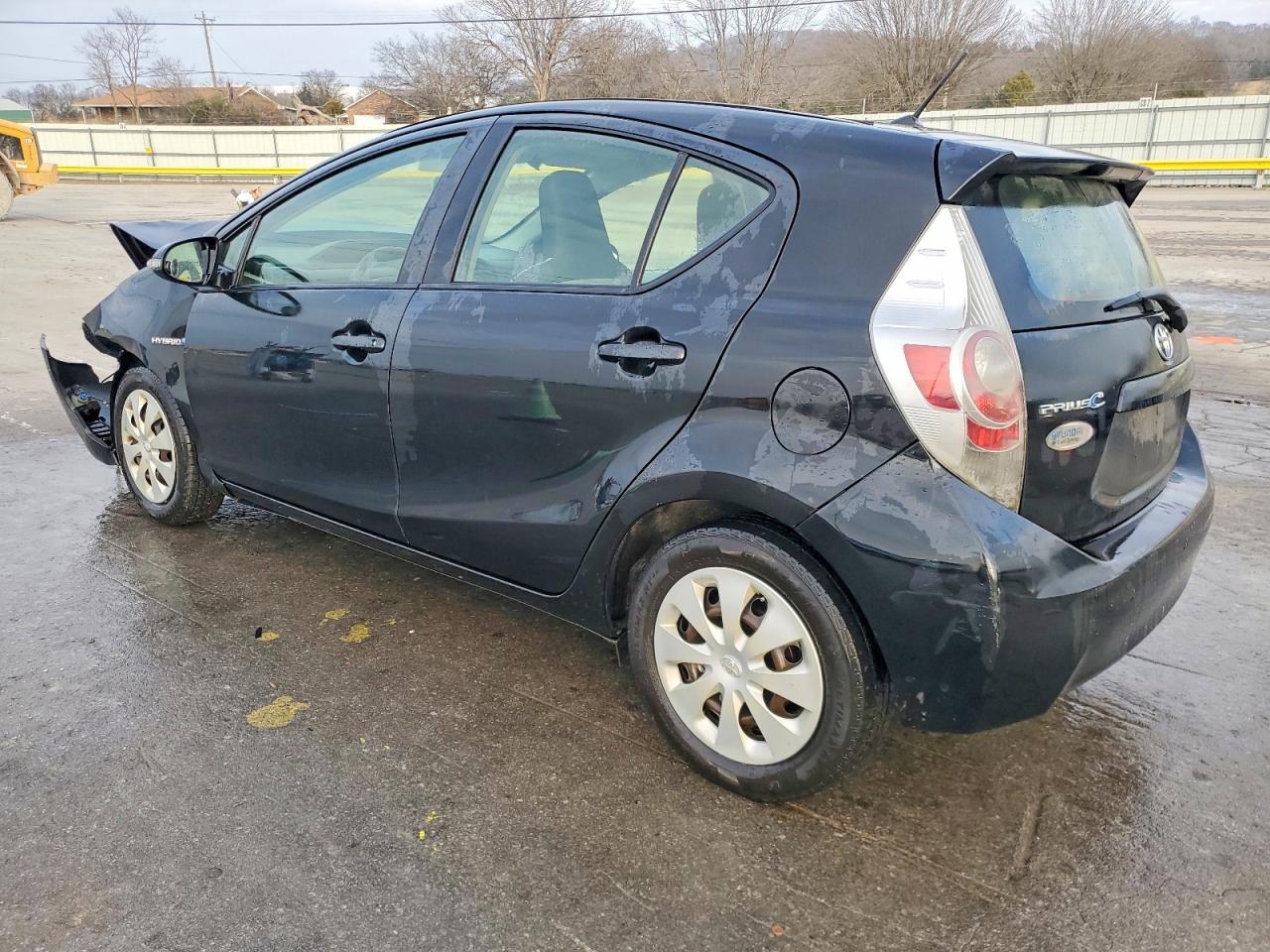 2012 TOYOTA PRIUS C photo 2