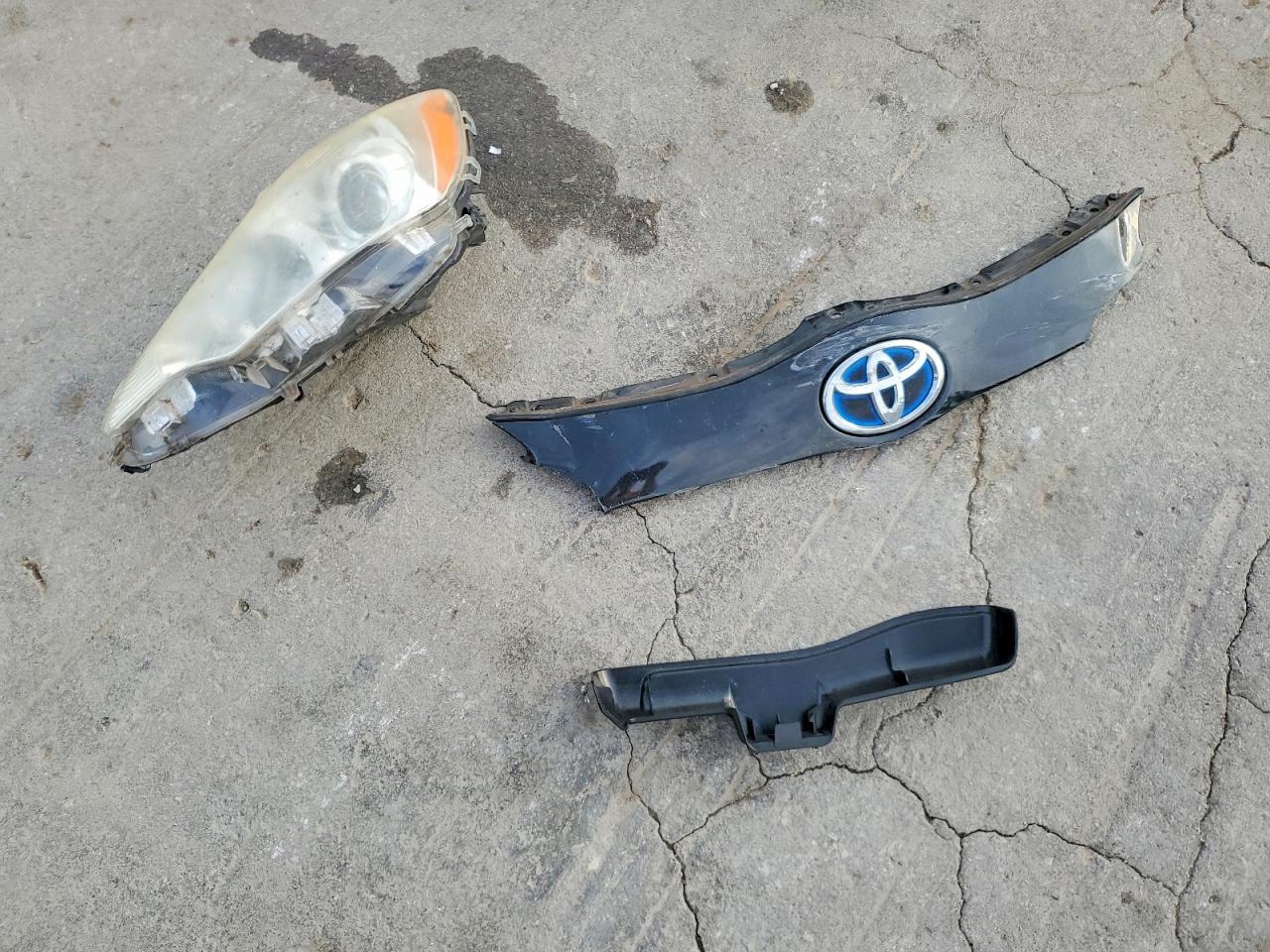 2012 TOYOTA PRIUS C photo 12