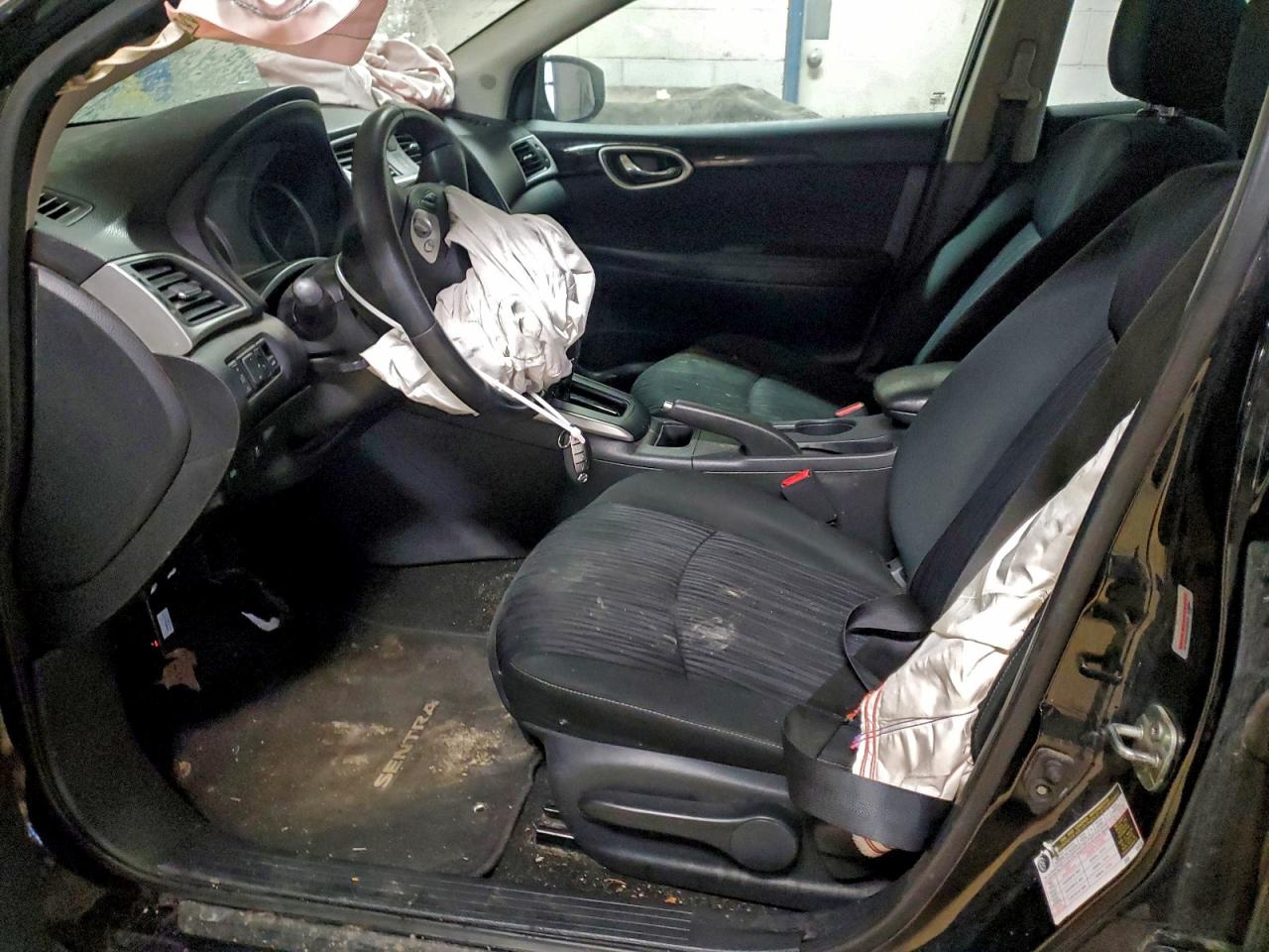 2019 NISSAN SENTRA S photo 7