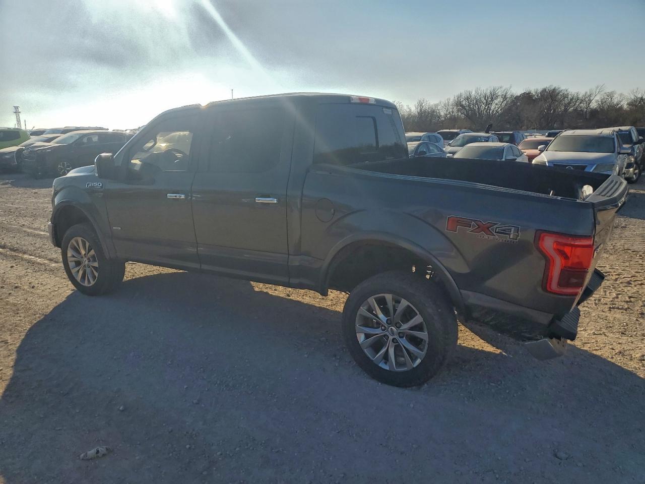 2015 FORD F150 SUPERCREW photo 2