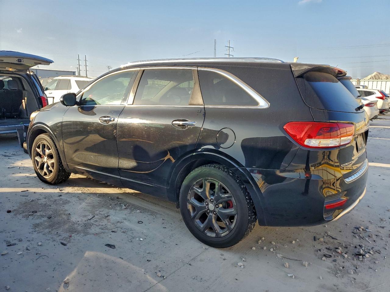 2016 KIA SORENTO SX photo 2