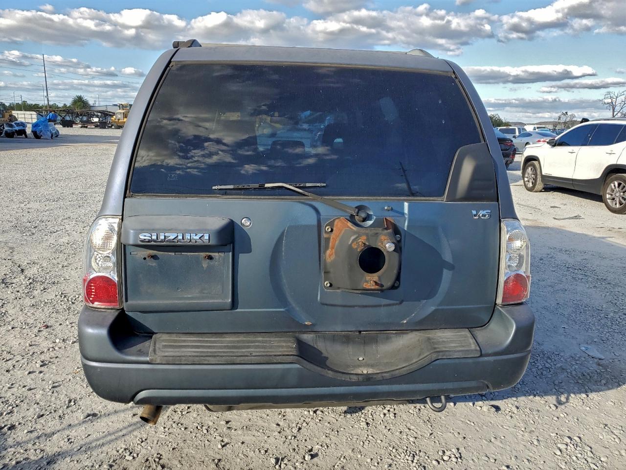 2005 SUZUKI XL7 EX photo 6