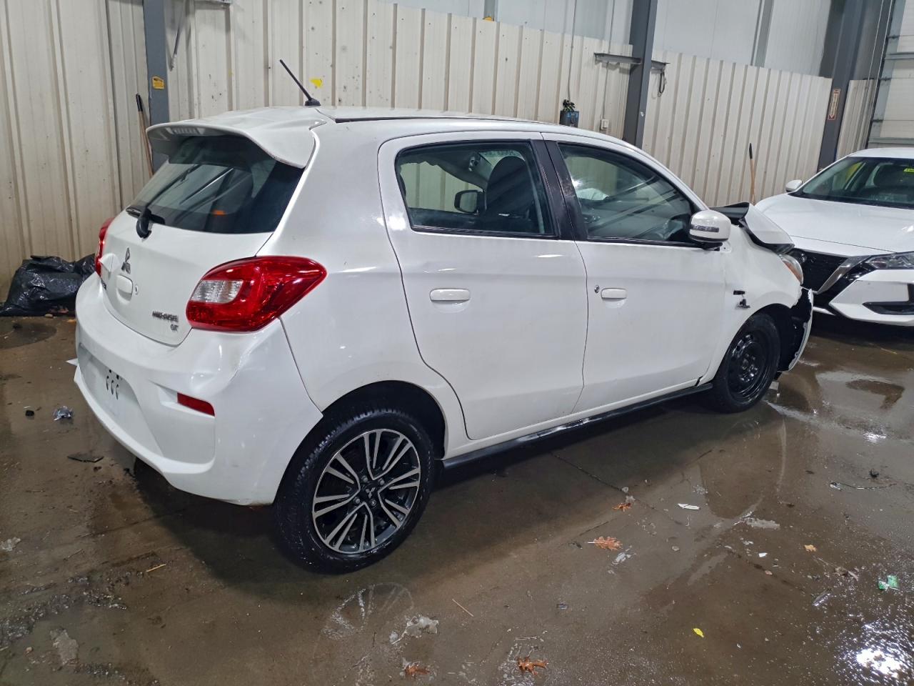 2018 MITSUBISHI MIRAGE GT photo 3