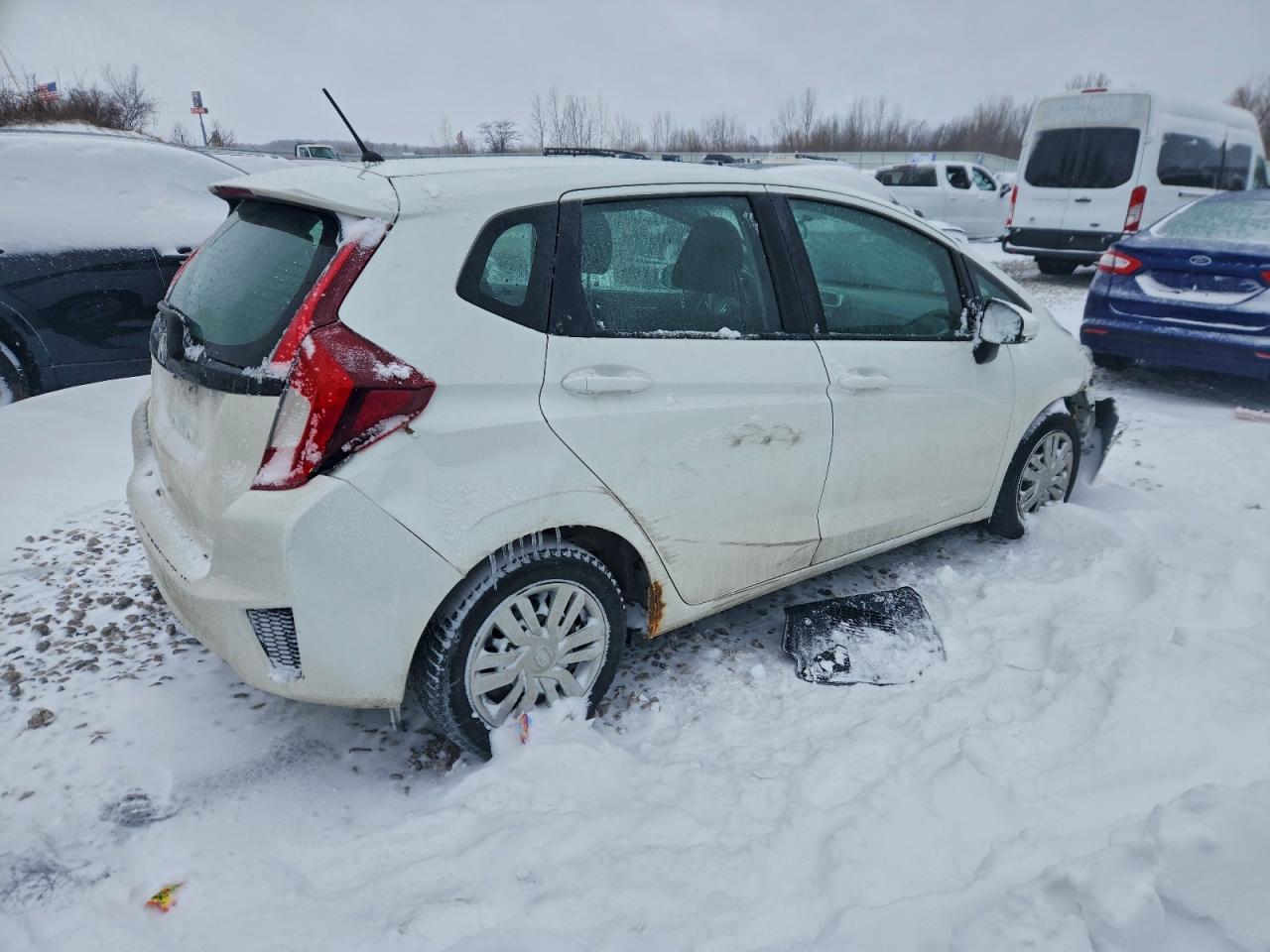 2017 HONDA FIT LX photo 3