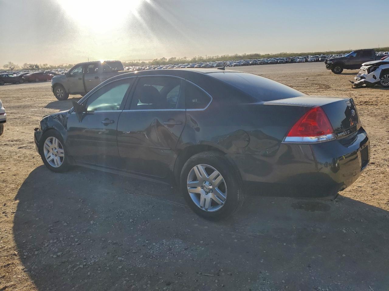 2013 CHEVROLET IMPALA LT photo 2