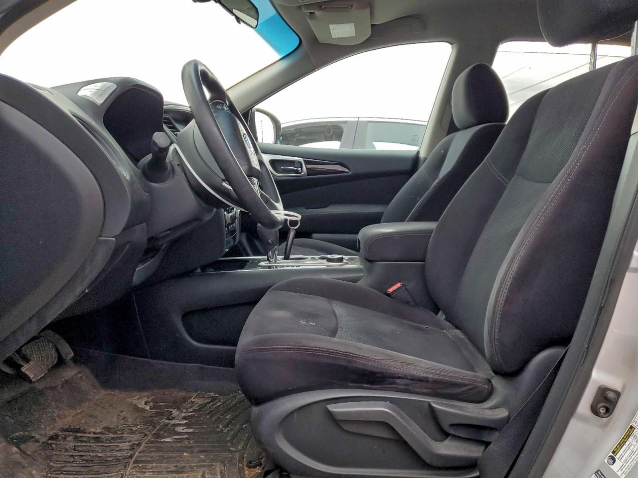 2013 NISSAN PATHFINDER S photo 13