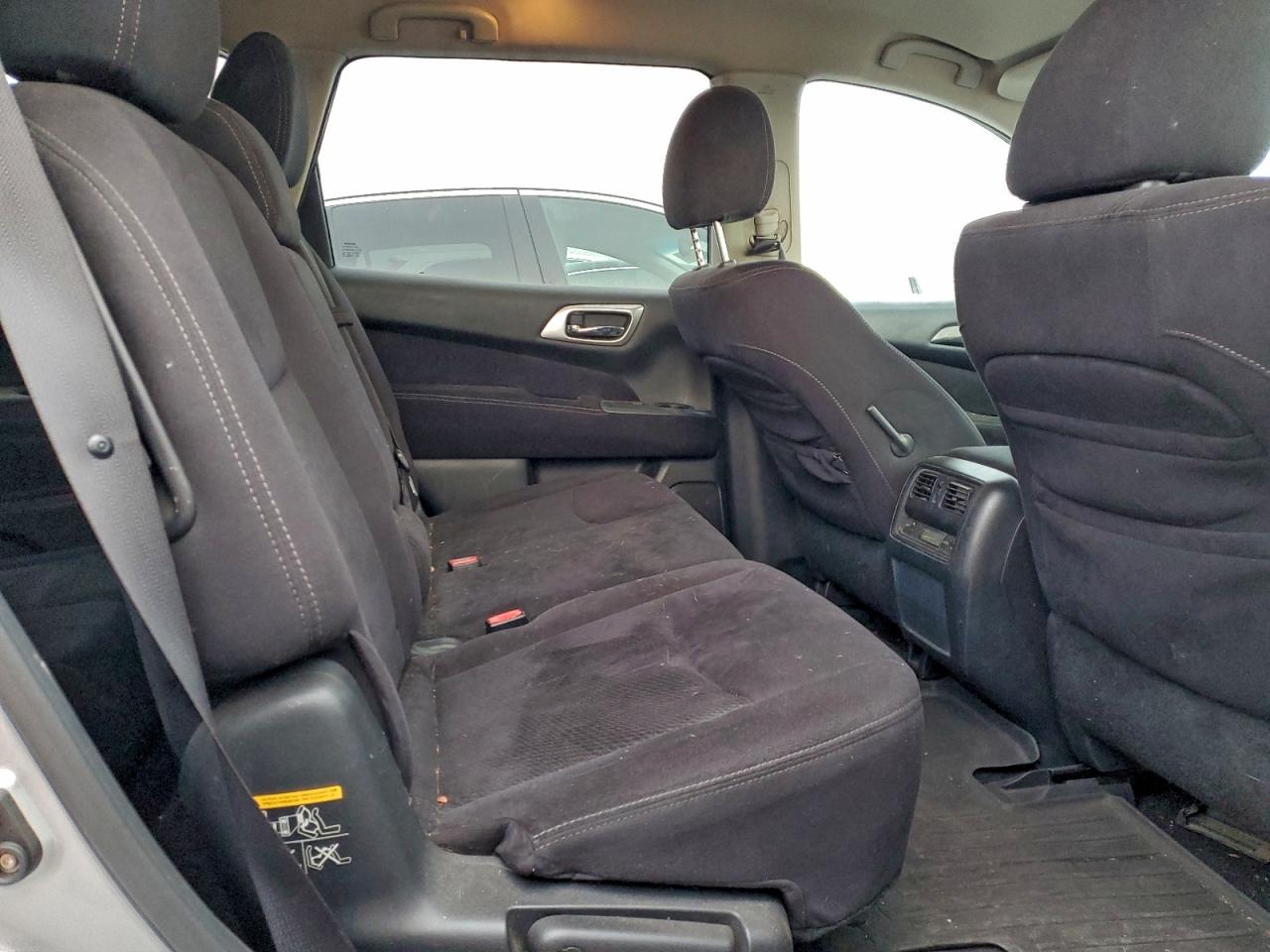 2013 NISSAN PATHFINDER S photo 19