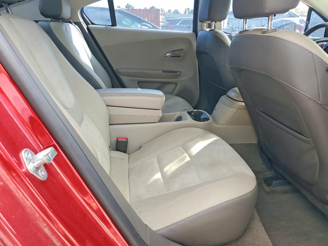 2014 CHEVROLET VOLT photo 10