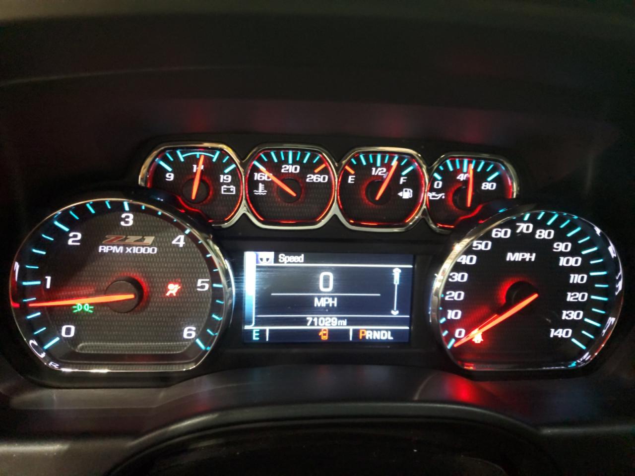 2017 CHEVROLET SILVERADO K1500 LT photo 9