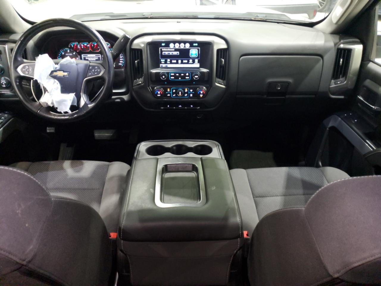 2017 CHEVROLET SILVERADO K1500 LT photo 8