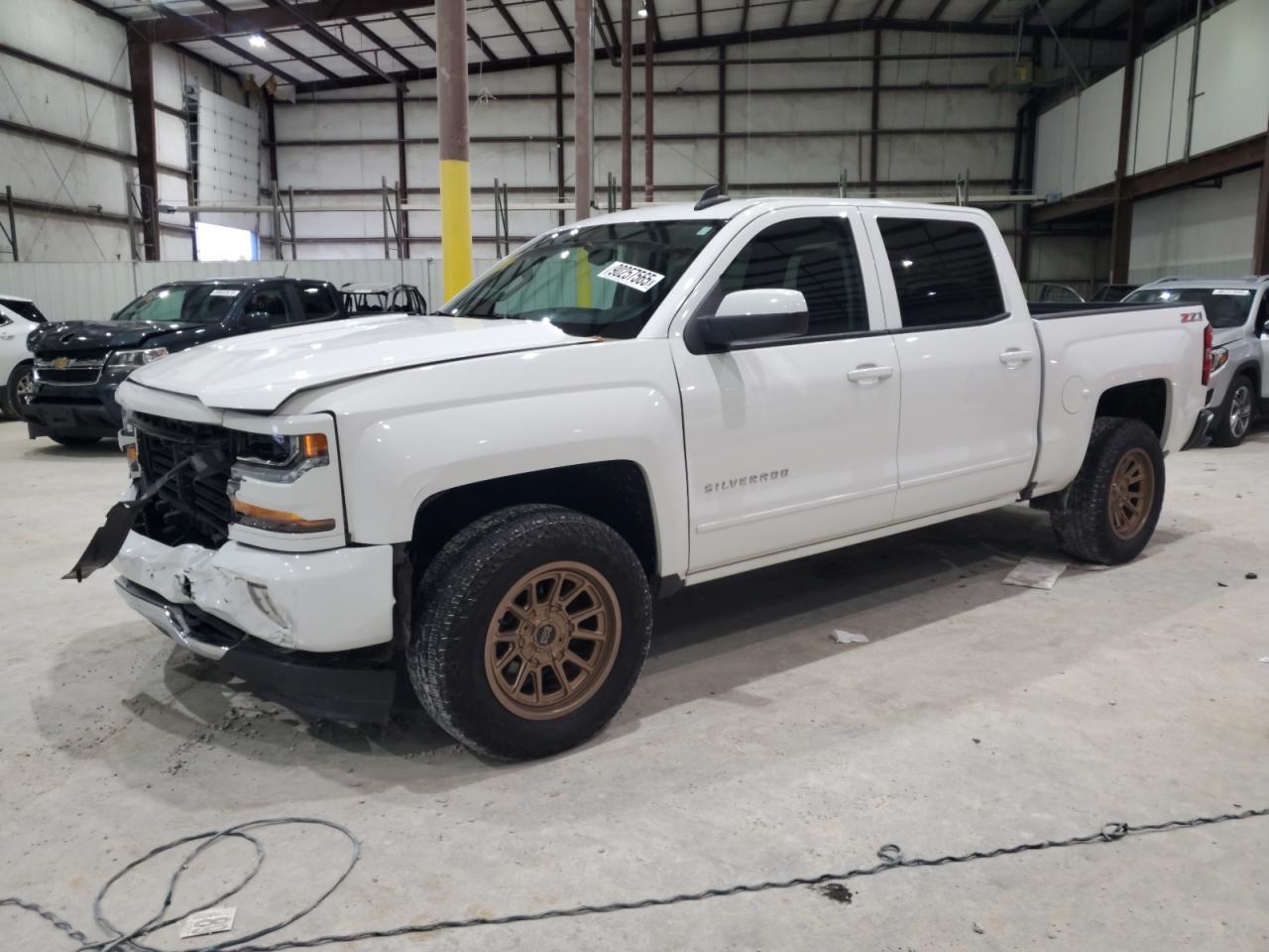 2017 CHEVROLET SILVERADO
