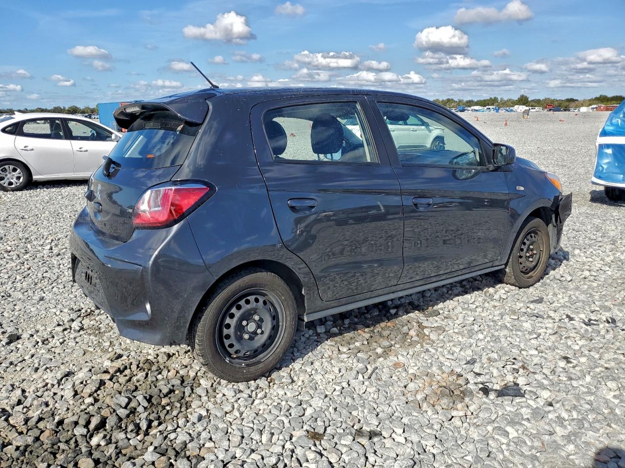 2024 MITSUBISHI MIRAGE ES photo 3