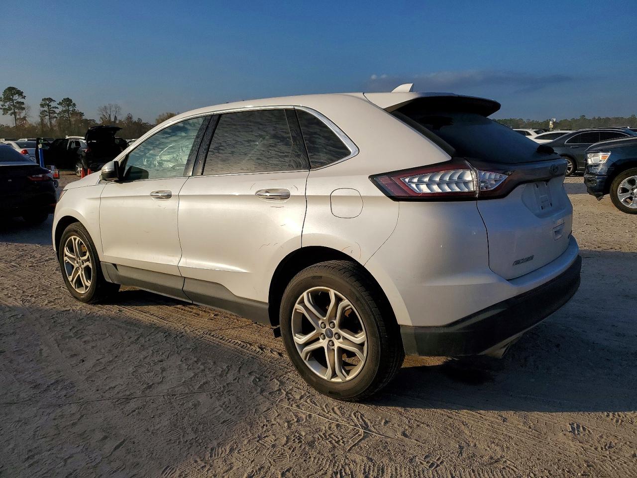 2016 FORD EDGE TITANIUM photo 2