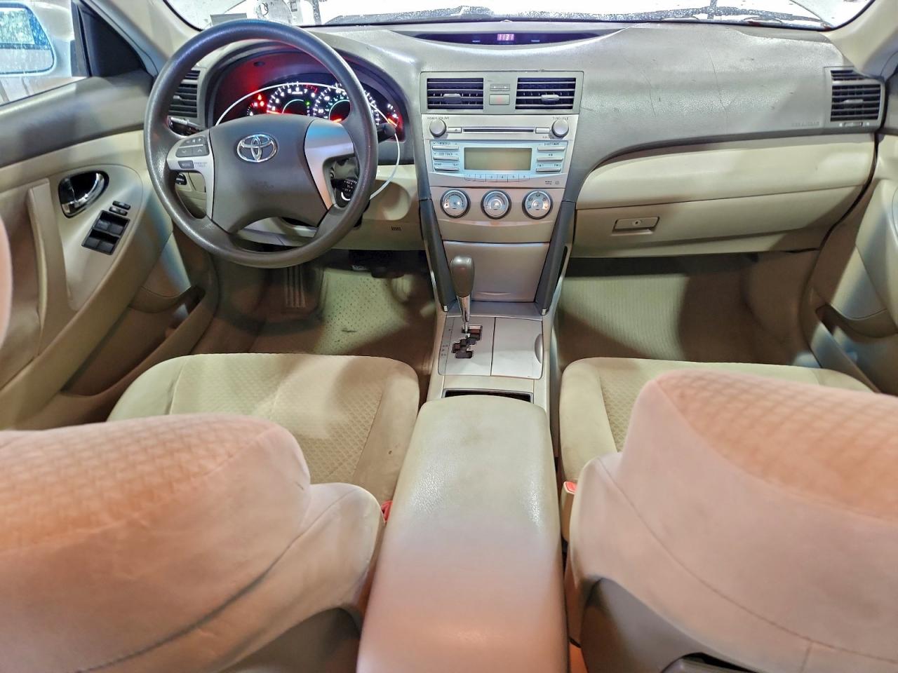 2009 TOYOTA CAMRY BASE photo 8