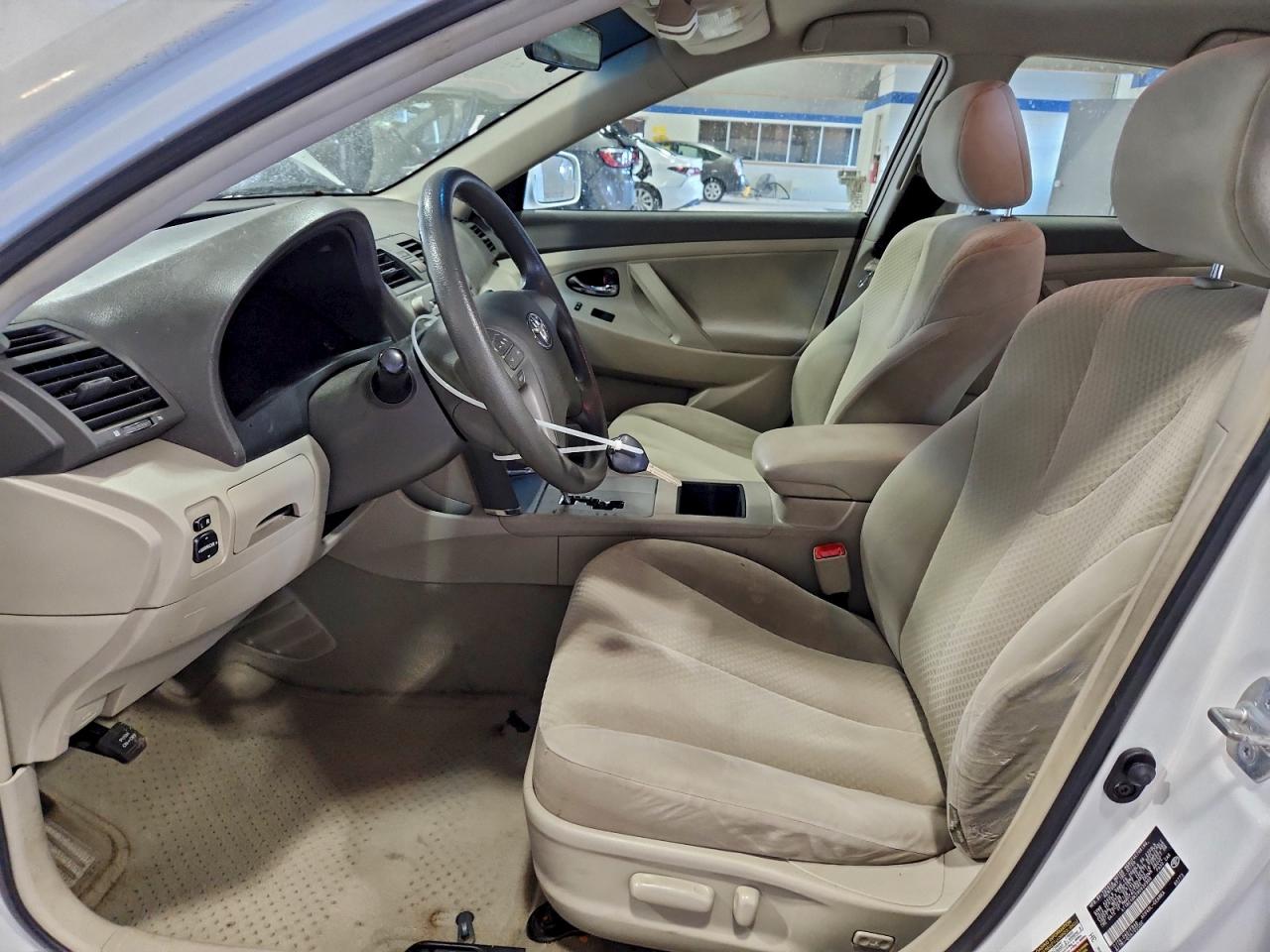 2009 TOYOTA CAMRY BASE photo 7