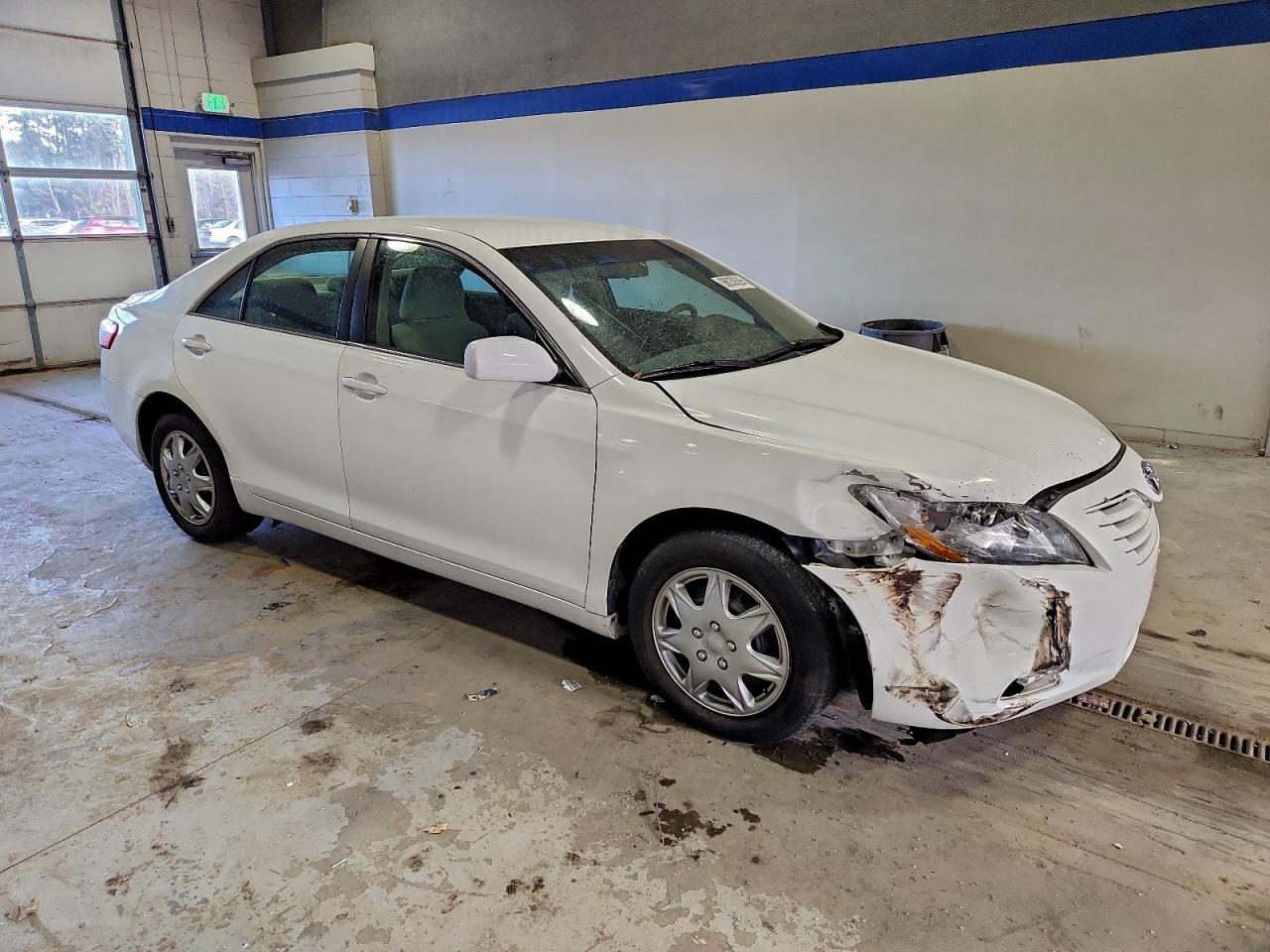 2009 TOYOTA CAMRY BASE photo 4