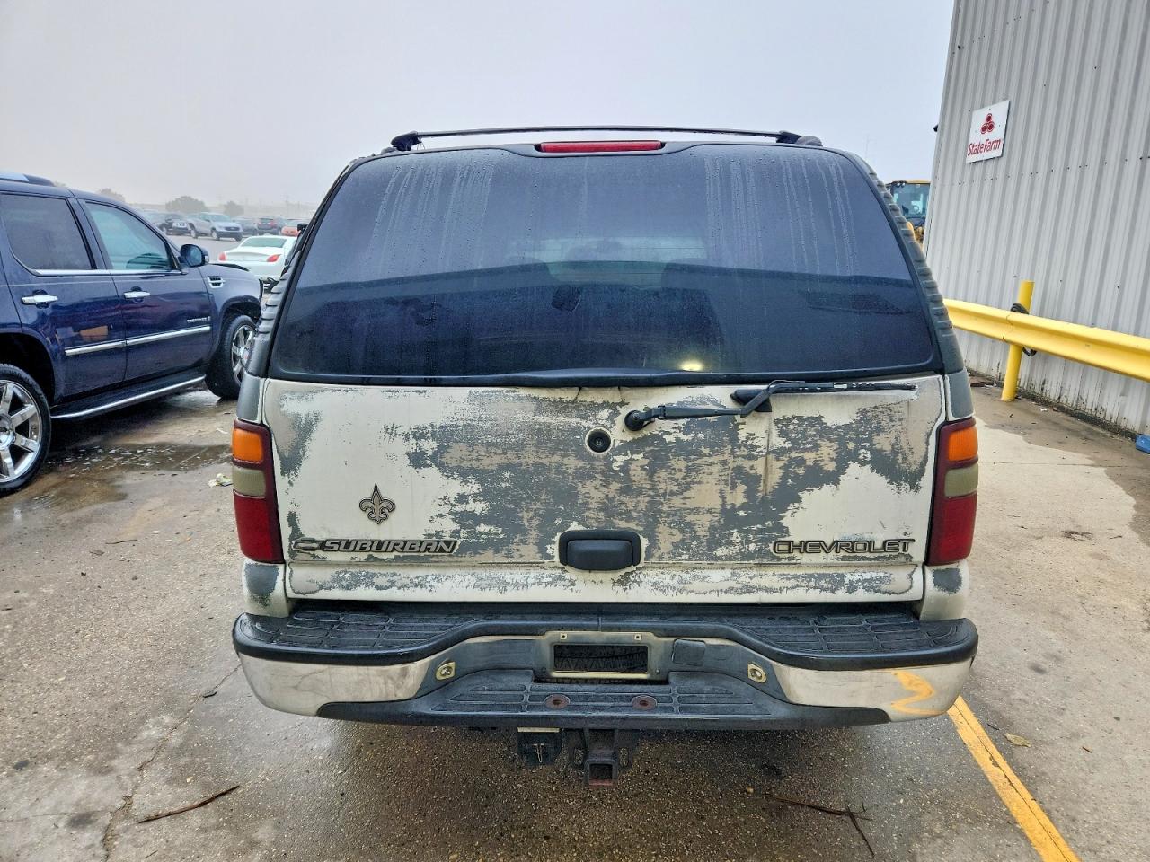 2002 CHEVROLET SUBURBAN C1500 photo 6