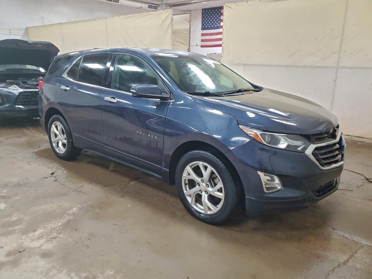 2018 CHEVROLET EQUINOX LT photo 4