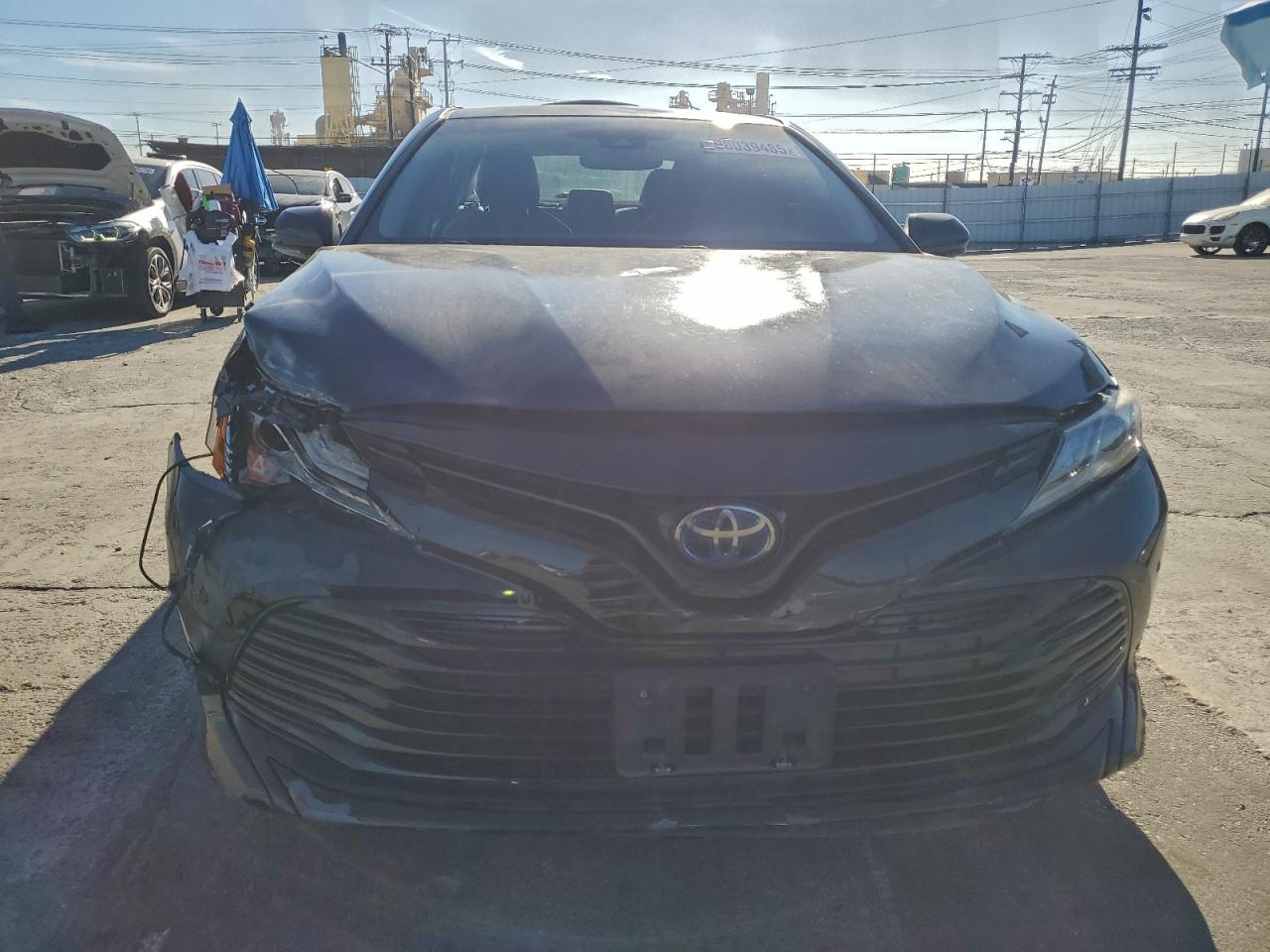 2018 TOYOTA CAMRY HYBRID photo 5