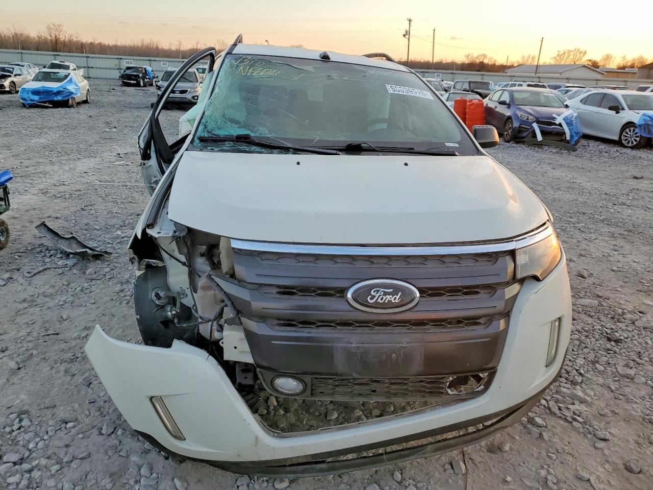 2013 FORD EDGE SE photo 5