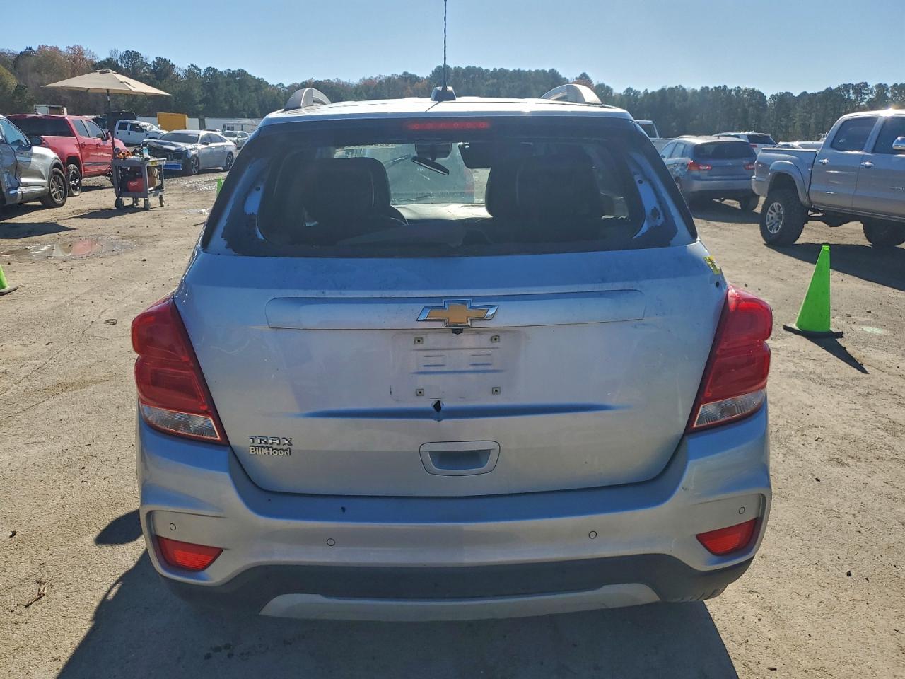 2021 CHEVROLET TRAX 1LT photo 6
