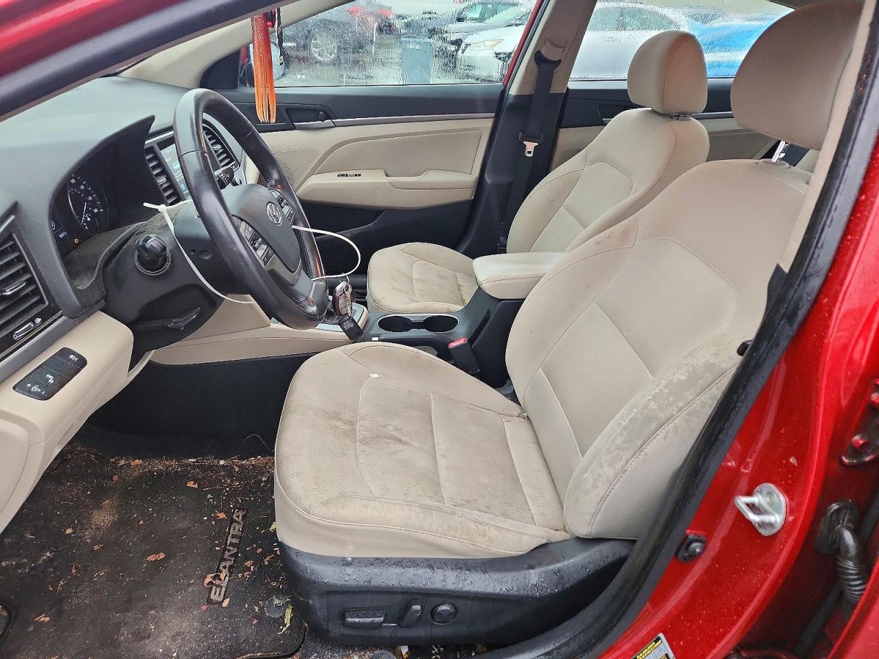 2017 HYUNDAI ELANTRA SE photo 7