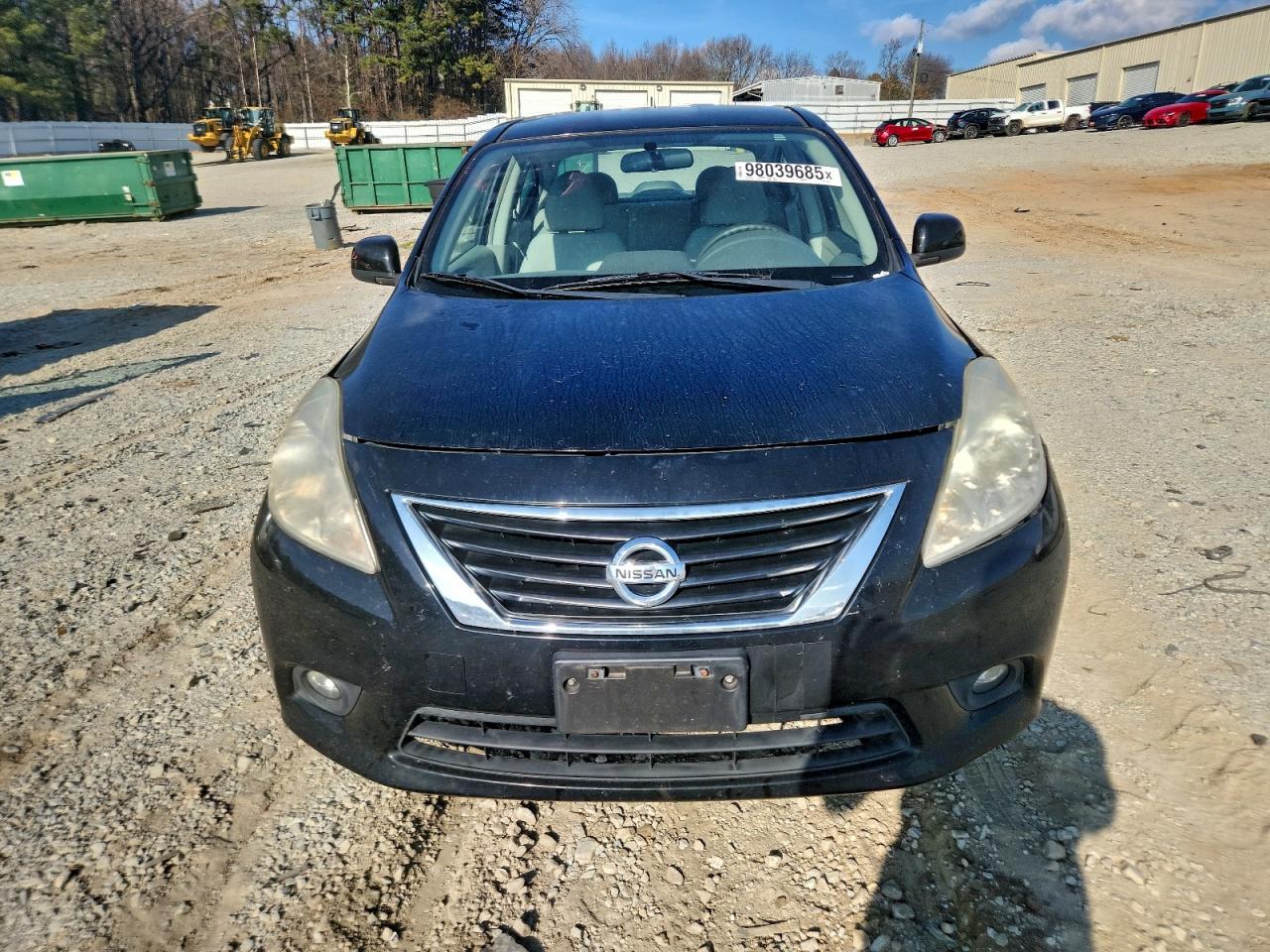 2012 NISSAN VERSA S photo 5